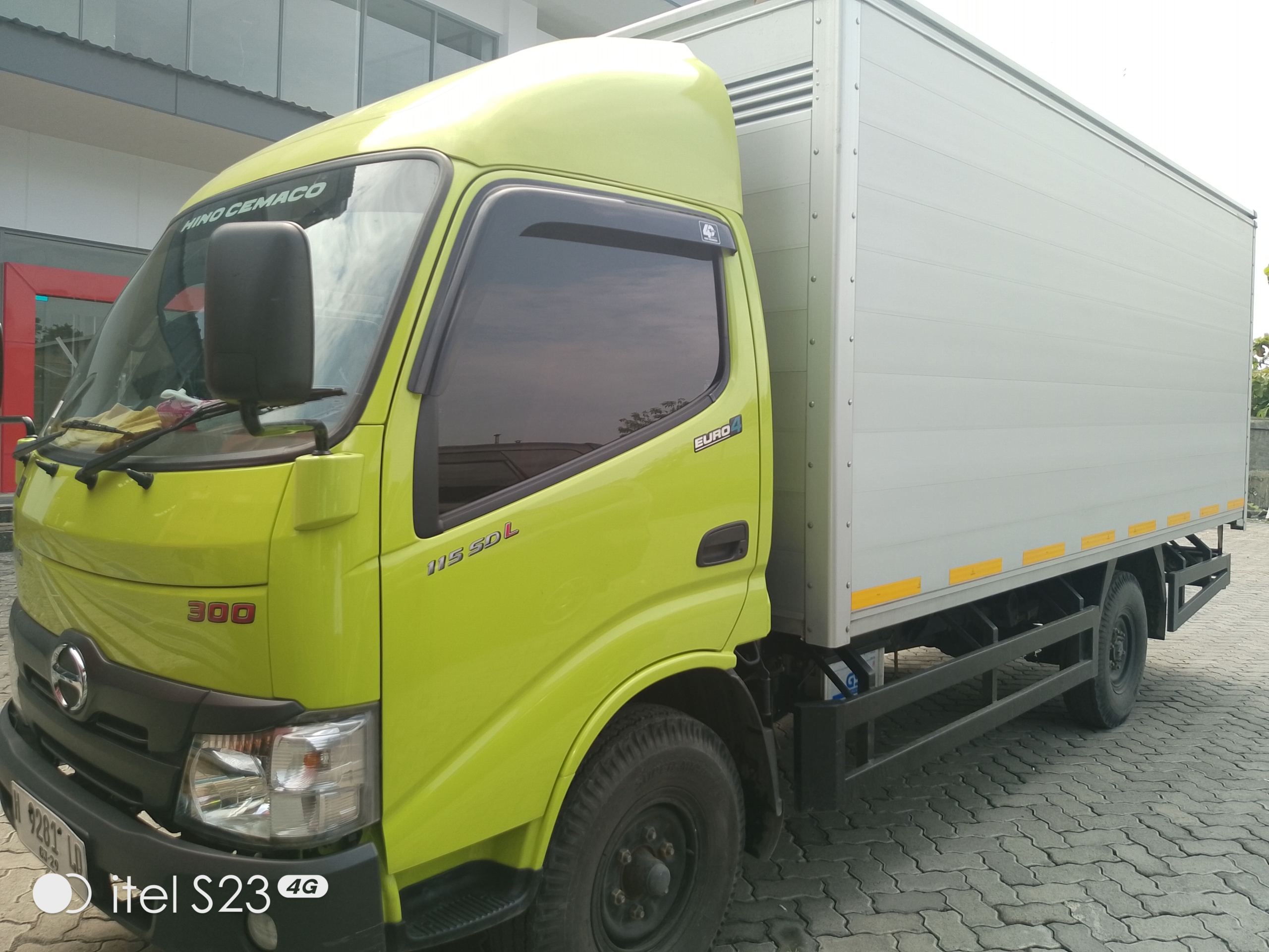 Hino Dutro Box Alumunium